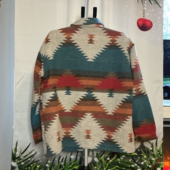 Jodifl Shacket - Picture 2 of 2